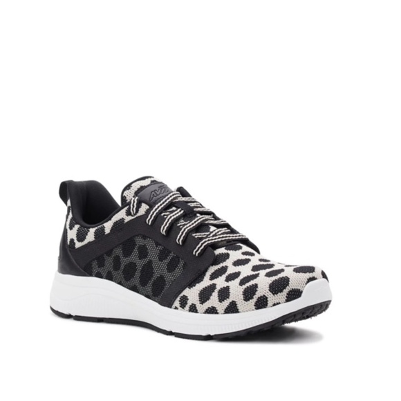 Avia Shoes - Women's Leopard Athletic Shoes/Avia Women's Sneaker/Women's Walking Shoes